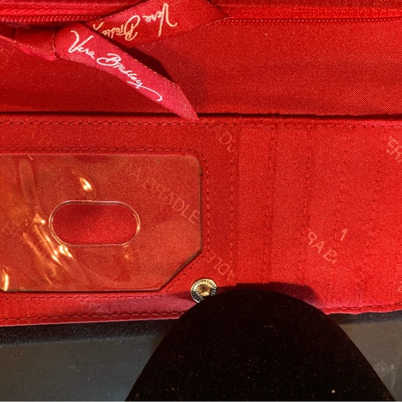 Vera Bradley Quilted Red Nylon and Patent wallet - Picture 9 of 9